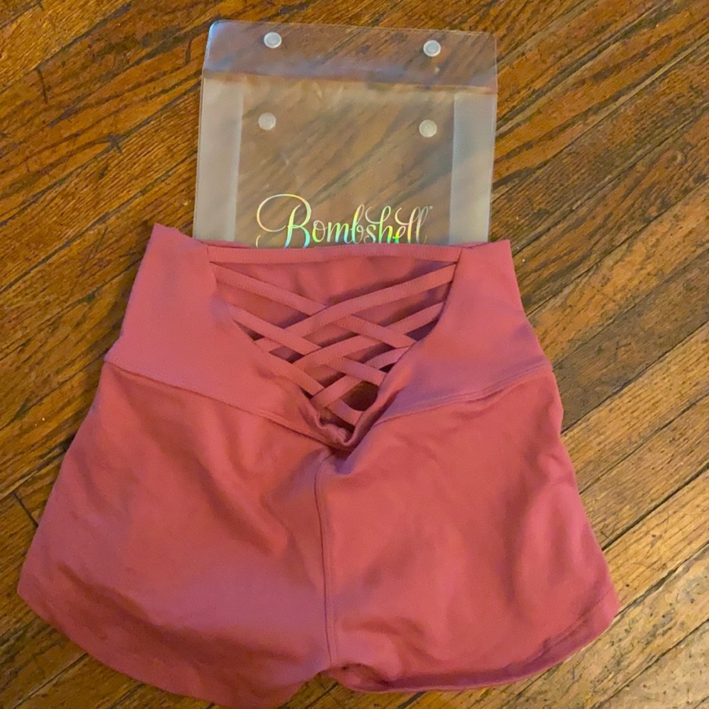Cross cross back shorts